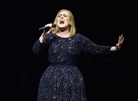 Adele’in İstanbul Konseri: İngiliz Şarkıcı Türk Hayranlarını Bekliyor Mu?