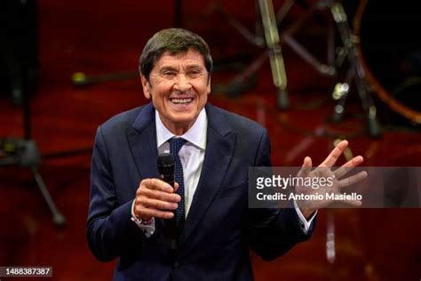 Gianni Morandi'nın 70. Yaş Günü Kutlamaları İtalya'da Büyük Bir Coşkuyla Karşılandı!